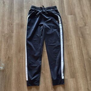 Men’s spyder sweats.